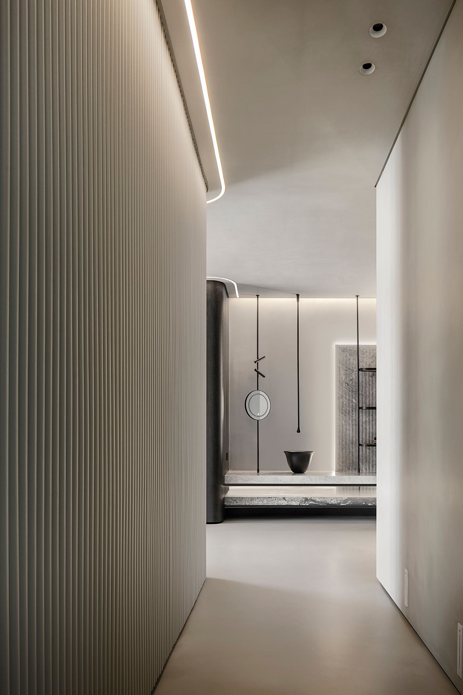 Apex Hill Residence — view 08