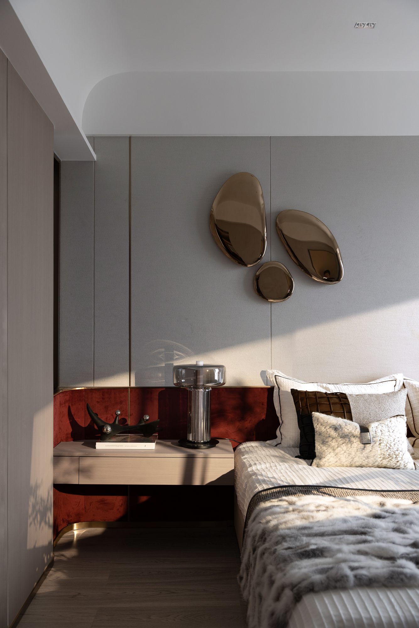 The Gilded Residence — view 22