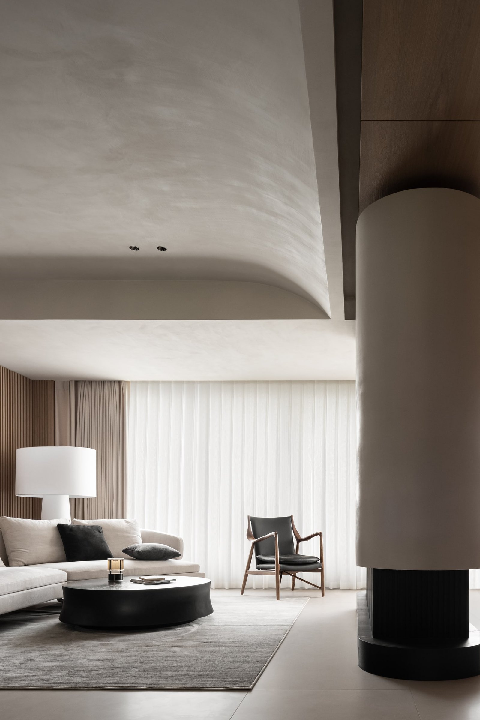 Ebony & Ash Estate — view 06