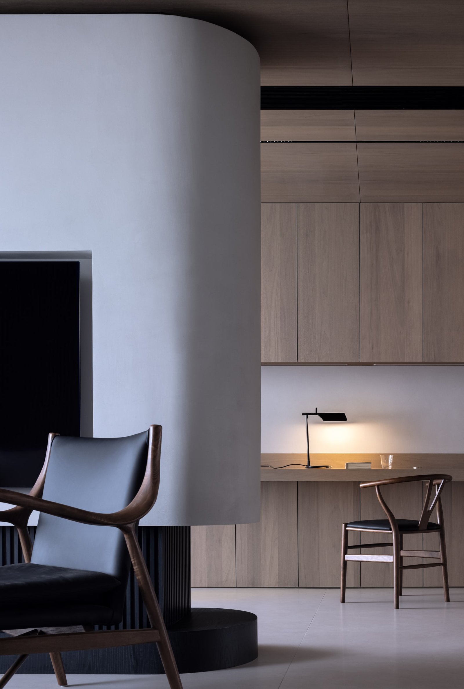 Ebony & Ash Estate — view 17
