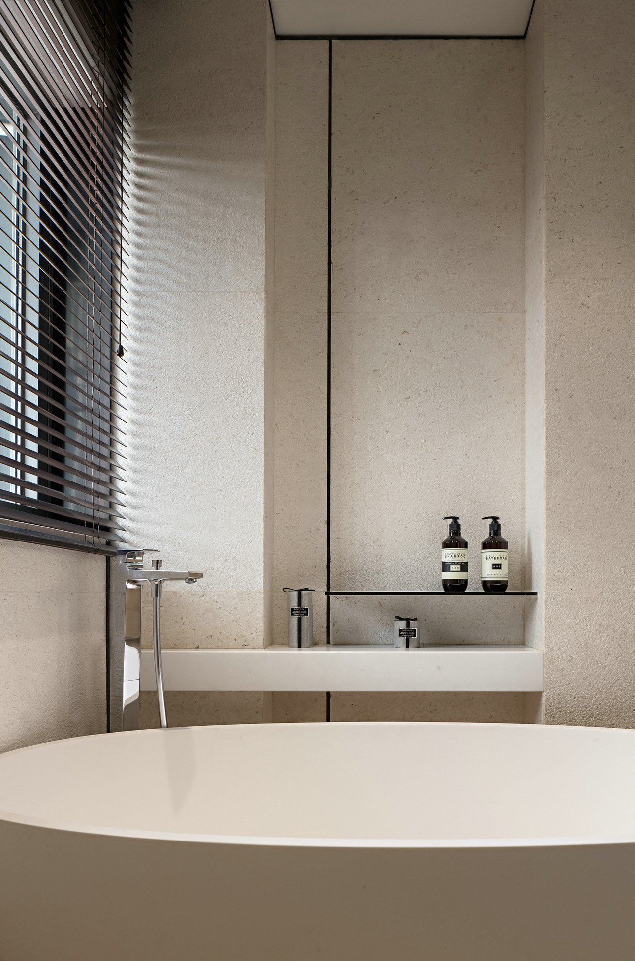 The Amber Residence — view 01