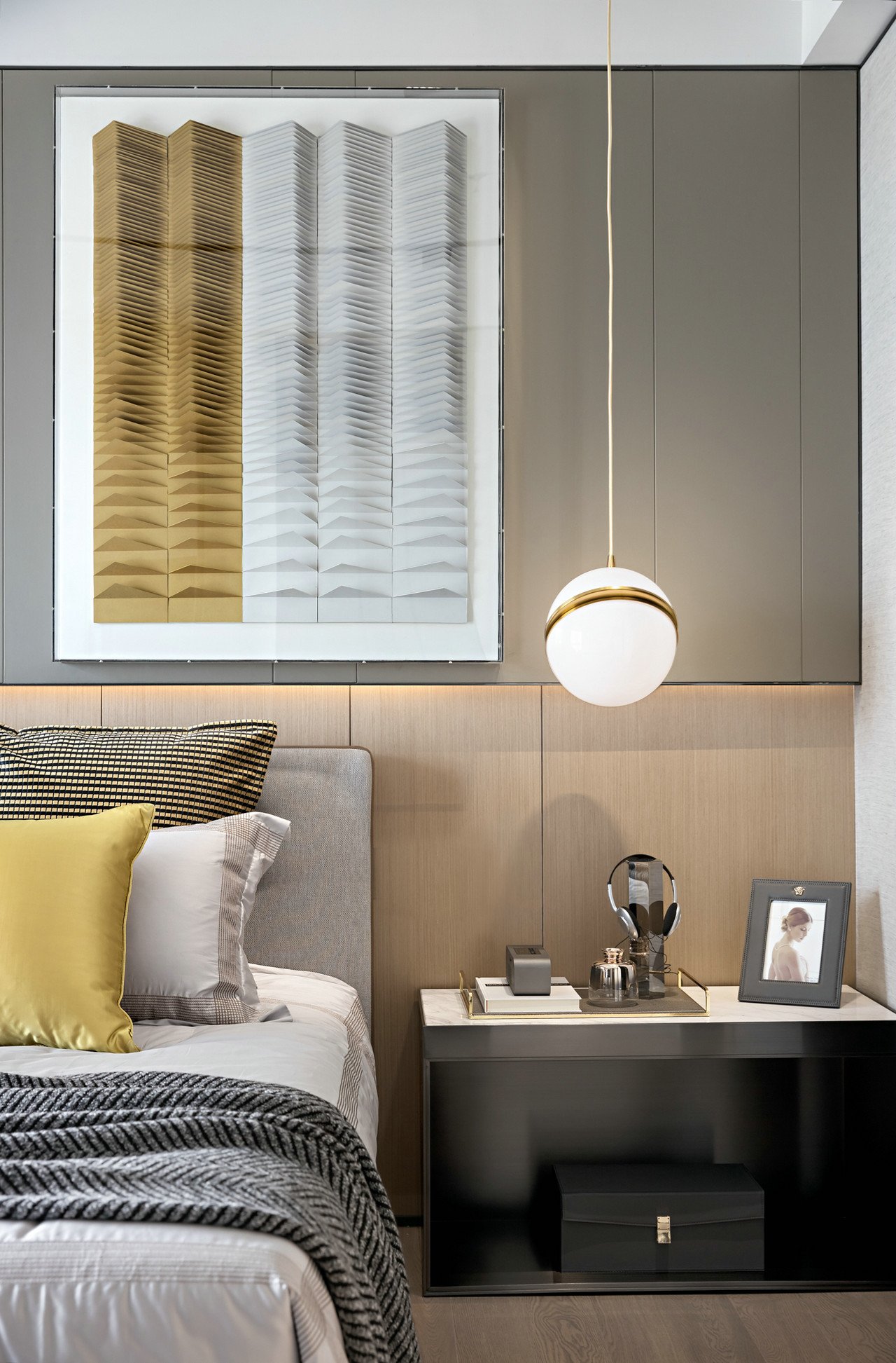 The Amber Residence — view 02