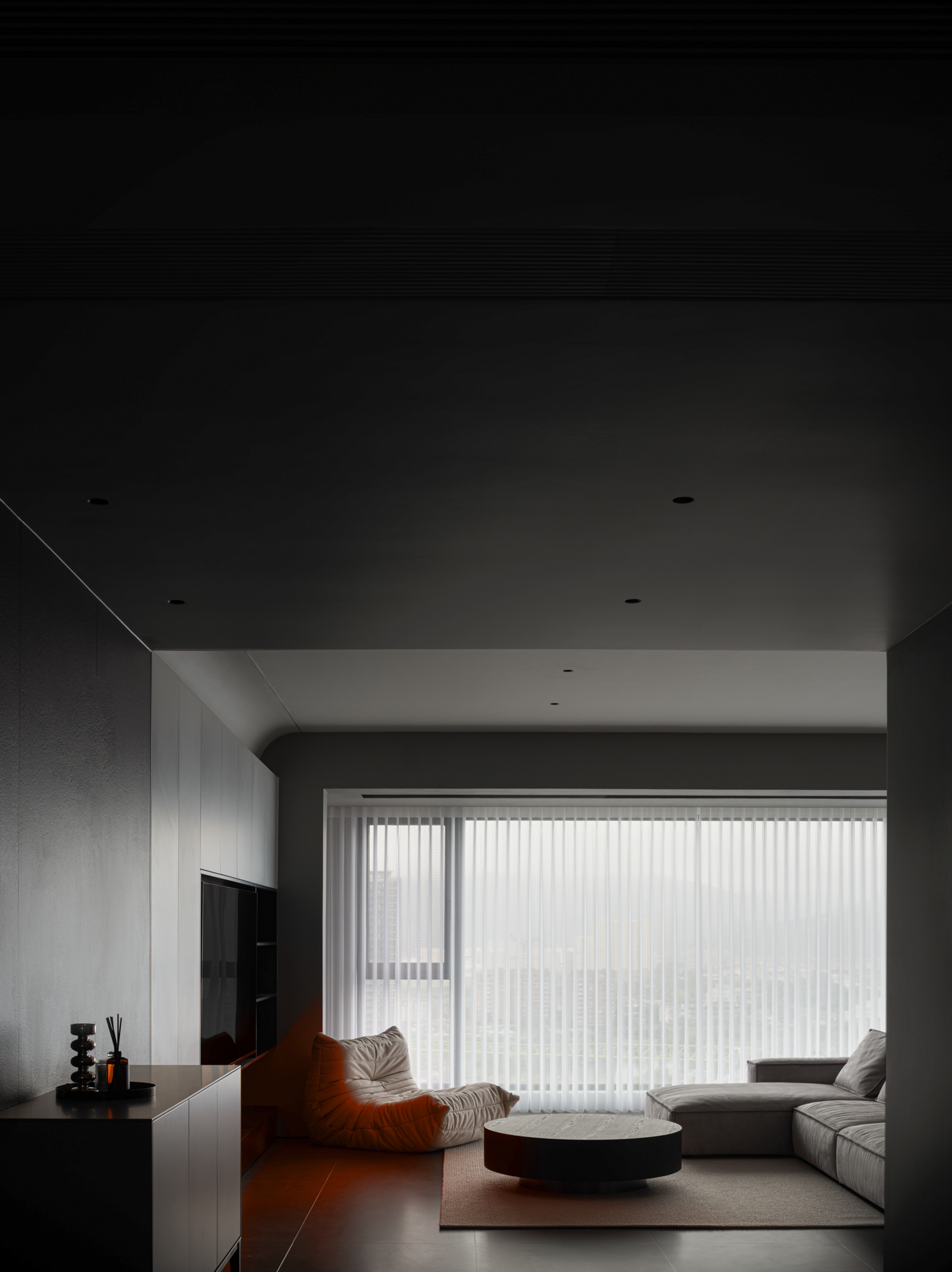 Onyx Reserve — view 01