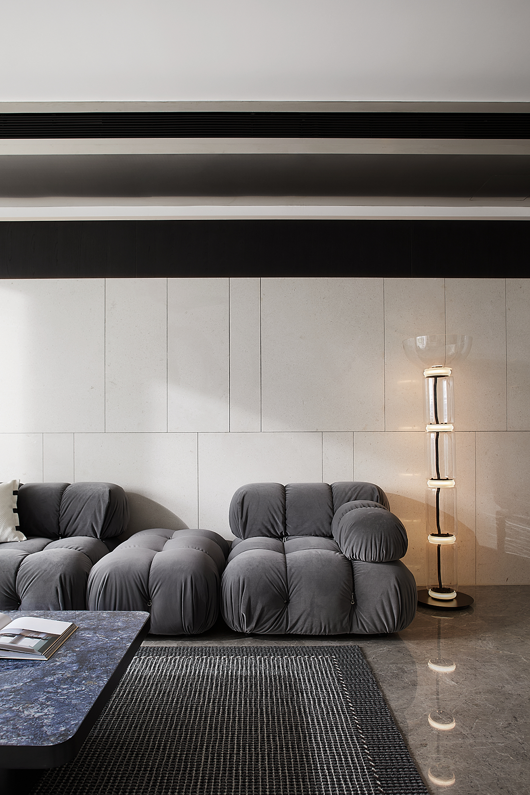 The Alabaster Residence — view 09