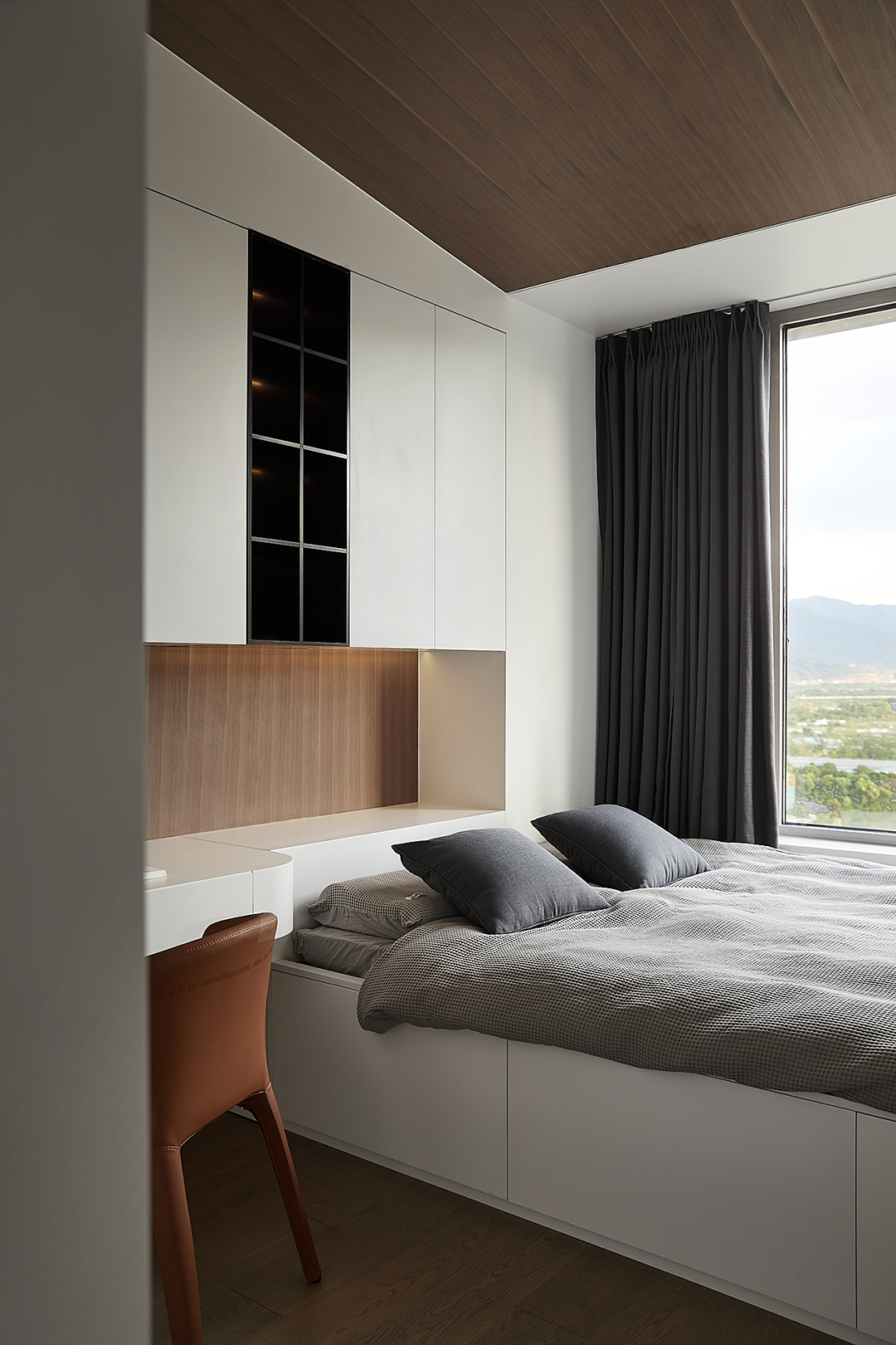The Alabaster Residence — view 22