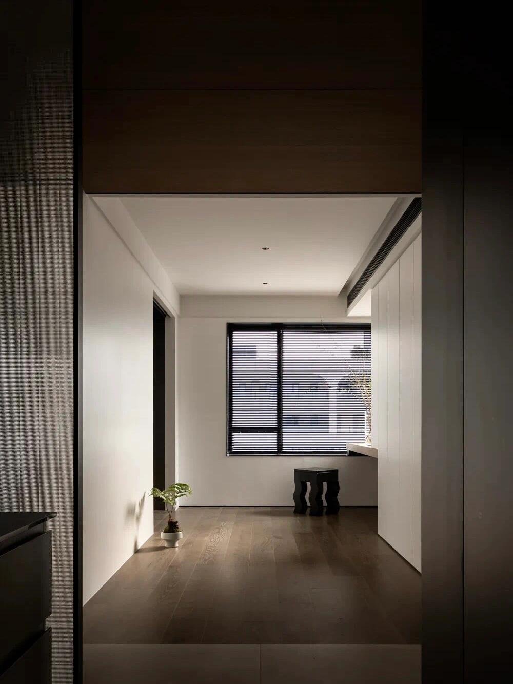 The Burl Enclave — view 10