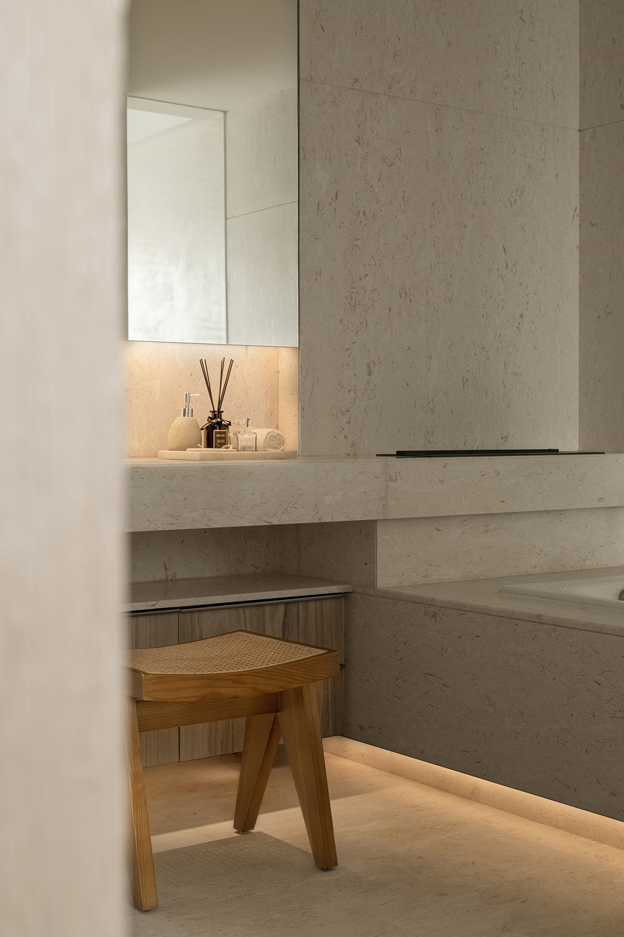 The Highland Terrace — view 31