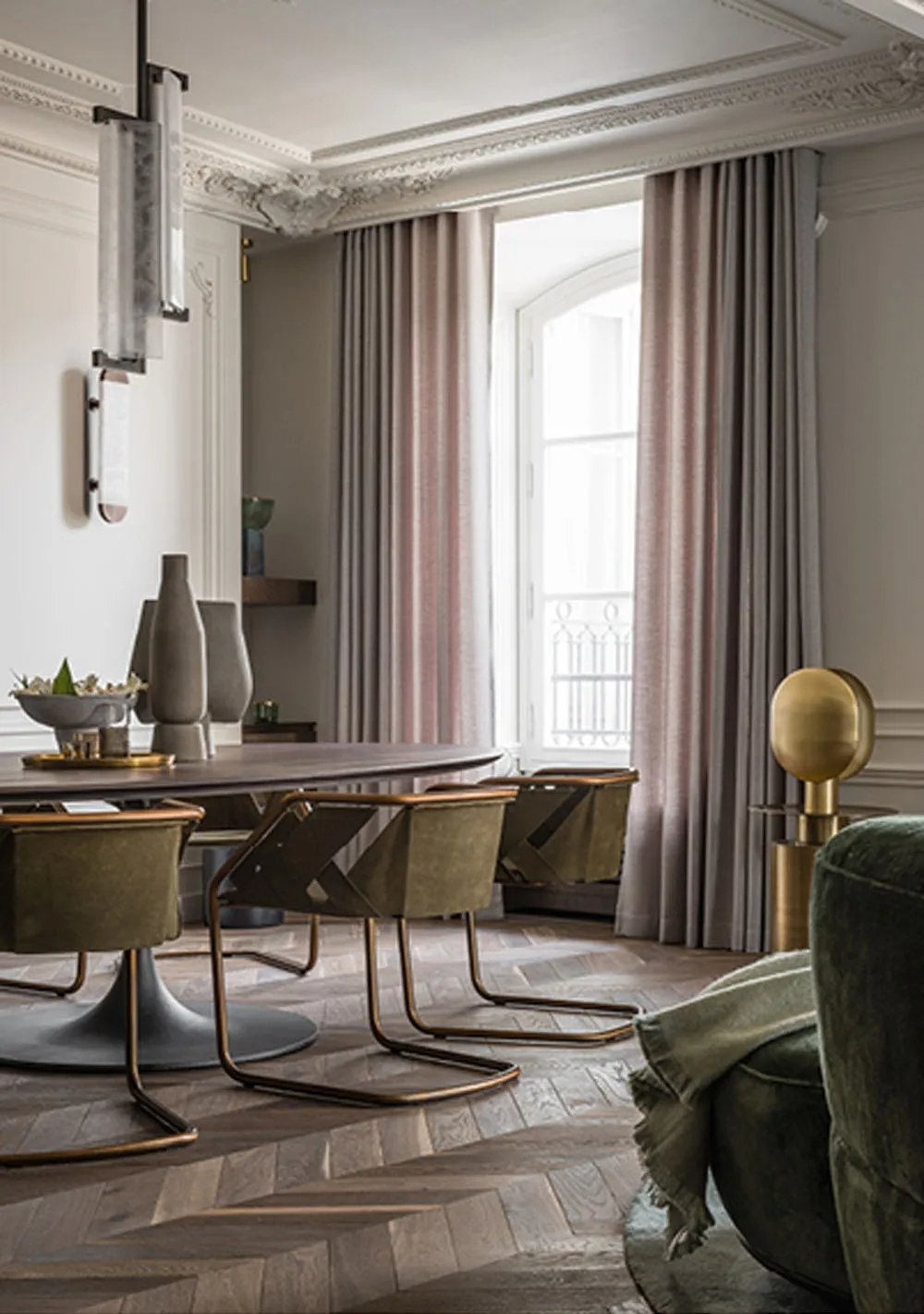 The Parisian Atelier — view 10