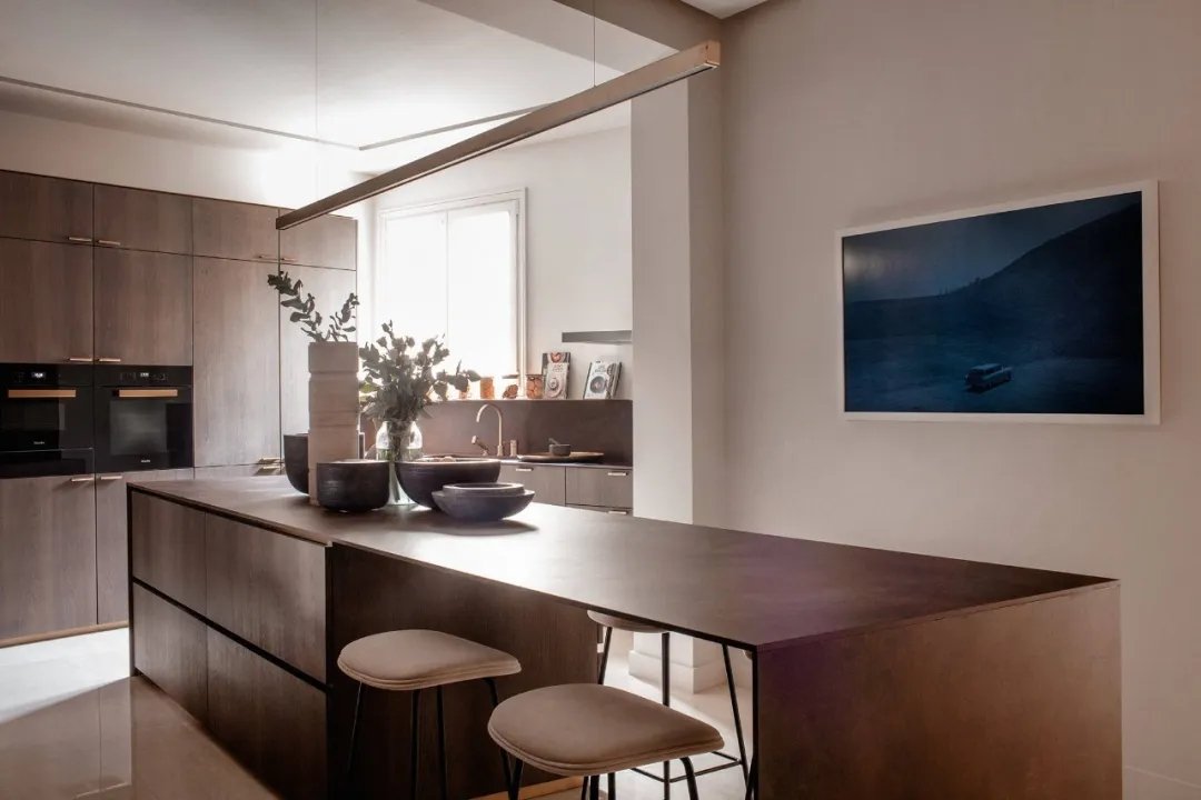 The Parisian Atelier — view 21