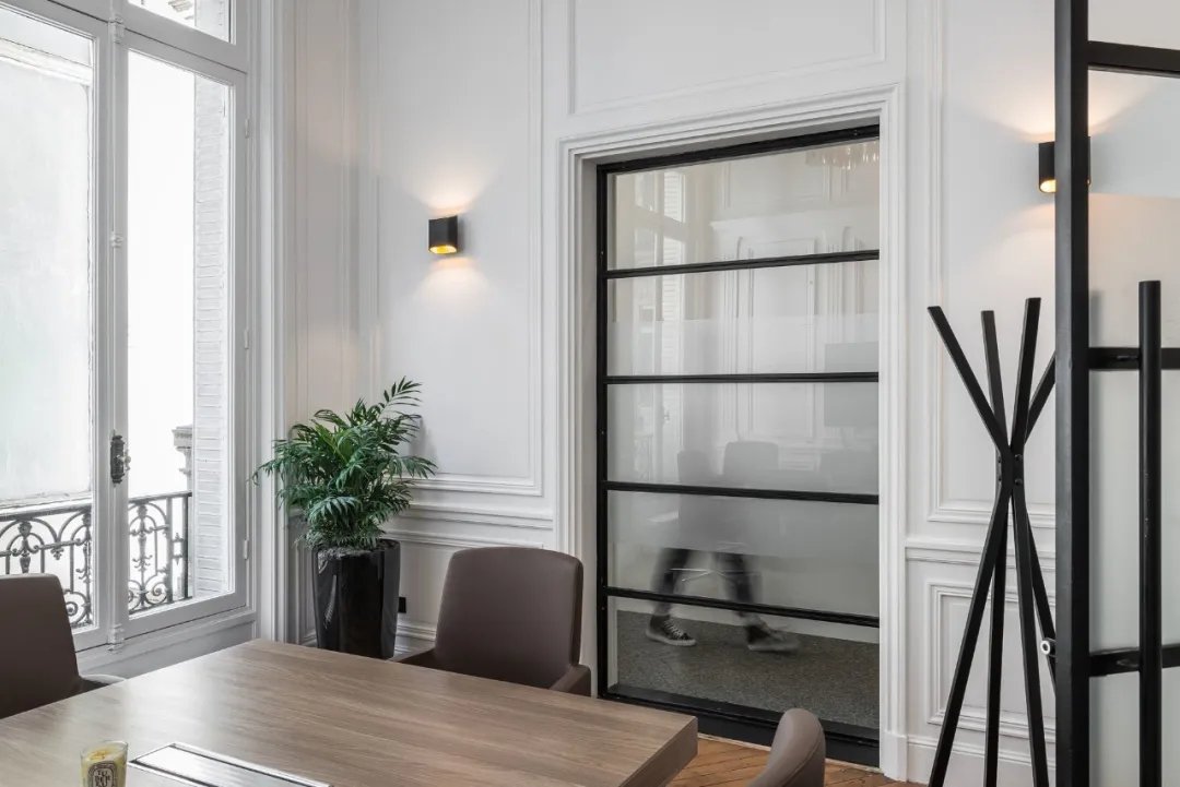 The Parisian Atelier — view 33