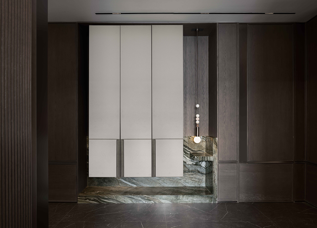 The Mahogany Penthouse — view 03