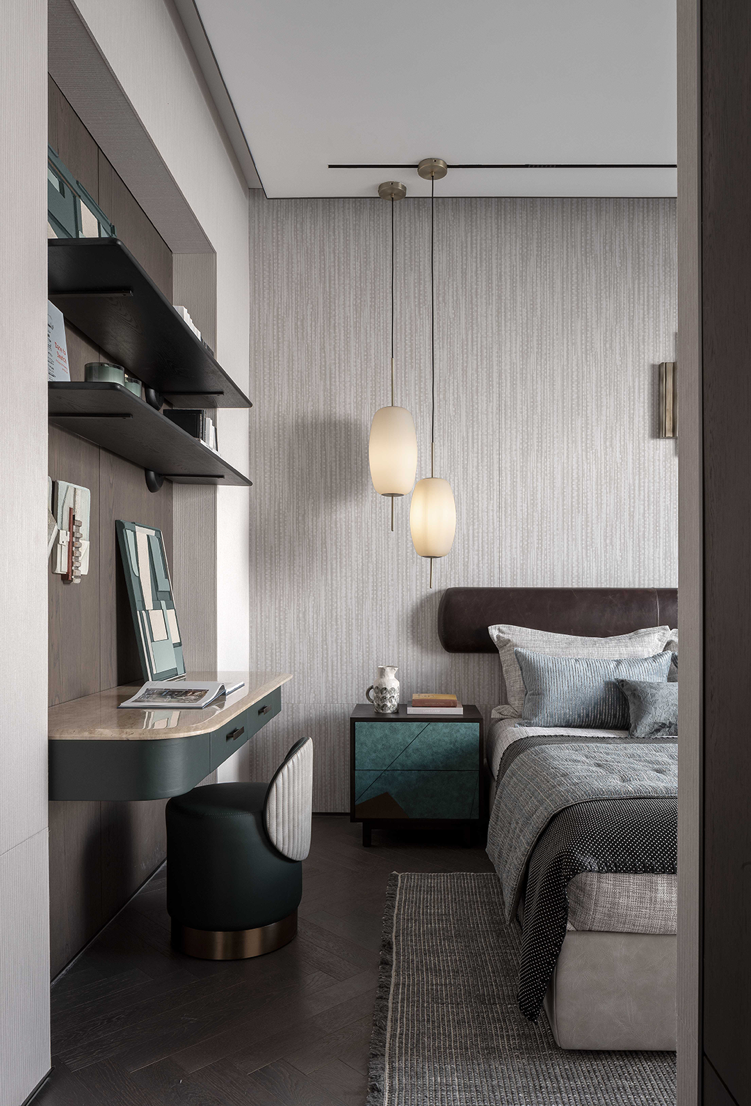 The Mahogany Penthouse — view 23
