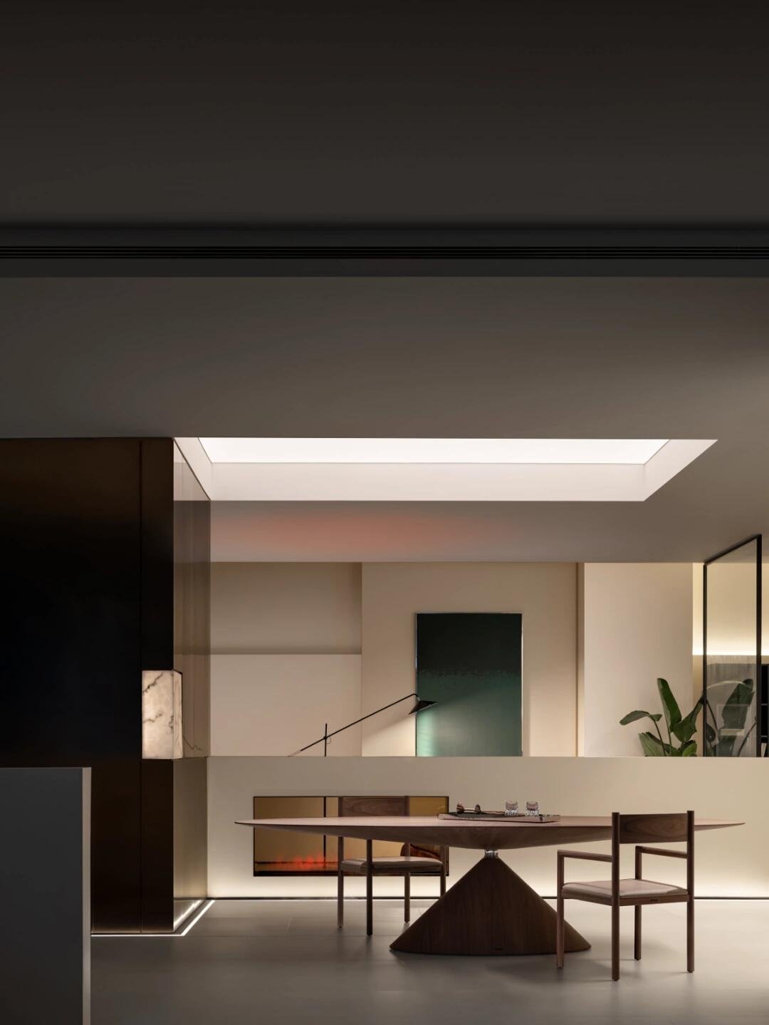 Travertine Manor — view 02